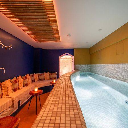 La Finca Hotel & Spa Paris Bagian luar foto