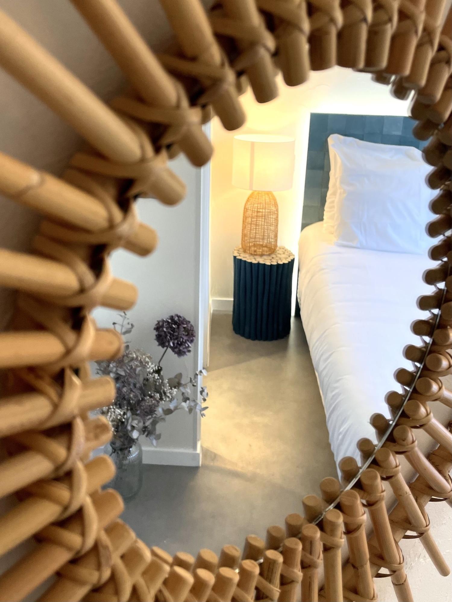 La Finca Hotel & Spa Paris Bagian luar foto
