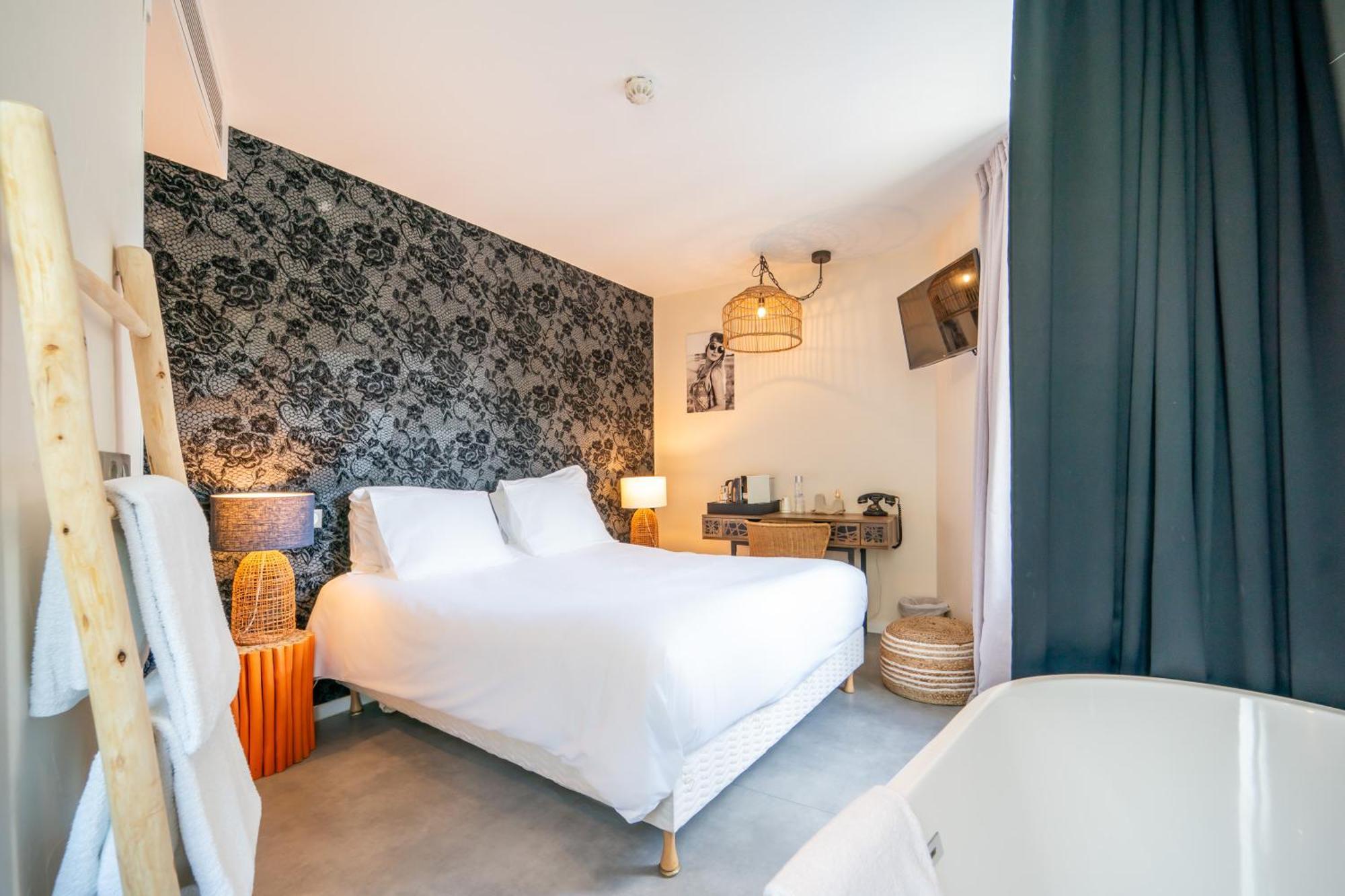 La Finca Hotel & Spa Paris Bagian luar foto