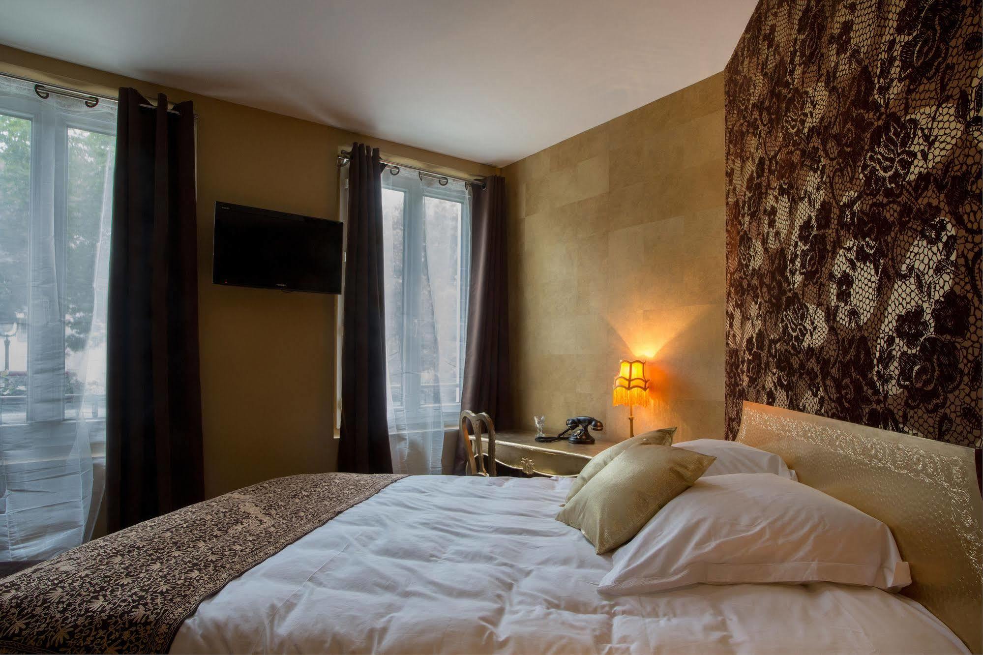 La Finca Hotel & Spa Paris Bagian luar foto